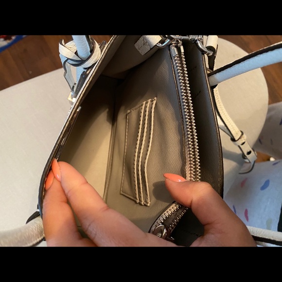 Michael Kors Bag - Picture 7 of 8